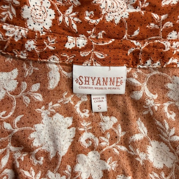 Shyanne Women’s Skirt & Blouse Set Western Designer Floral Size Small/Med - Picture 7 of 12